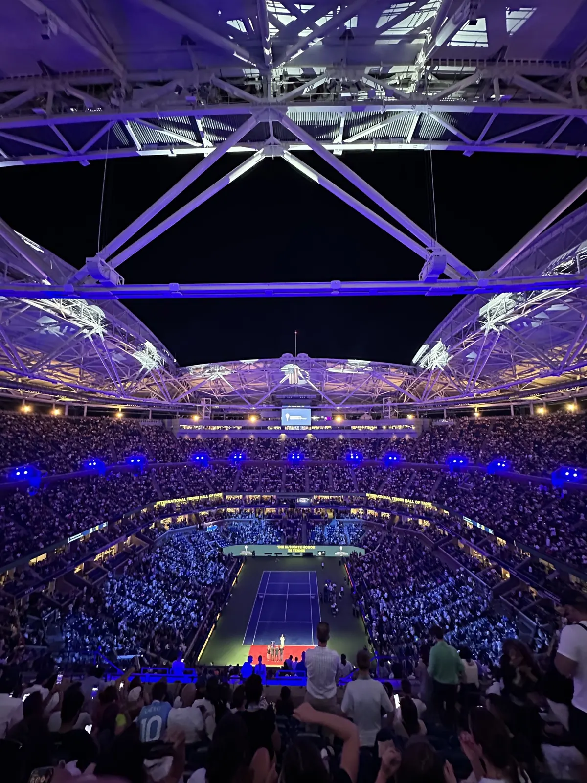 Arthur Ashe Stadium à noite